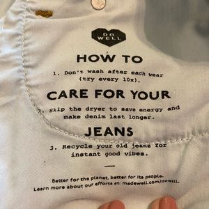 BNWOT Madewell Curvy Perfect Vintage Jean size 27P. Never worn.